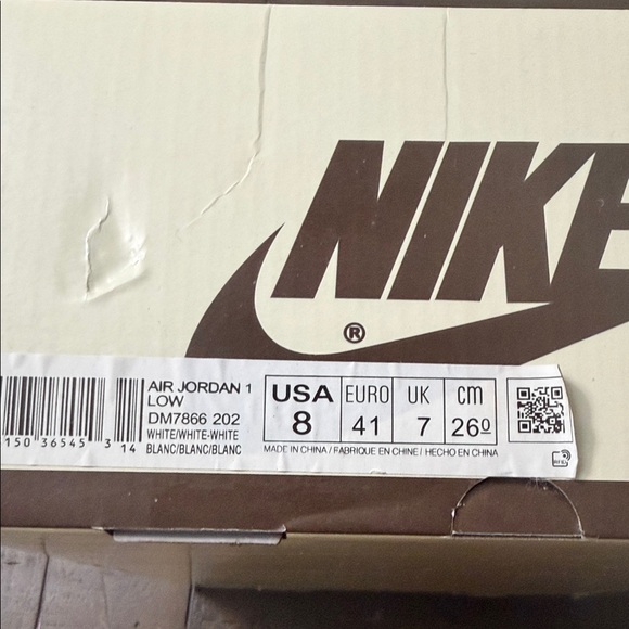 Jordan 1 low Travis Scott velvet brown Nike Men's Sneakers - Picture 3 of 11